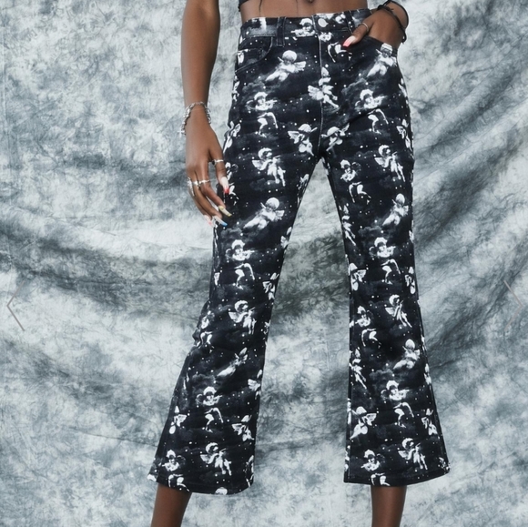 Gorgeous Unholy Jeans NWT Size XL 😍 - Picture 2 of 9